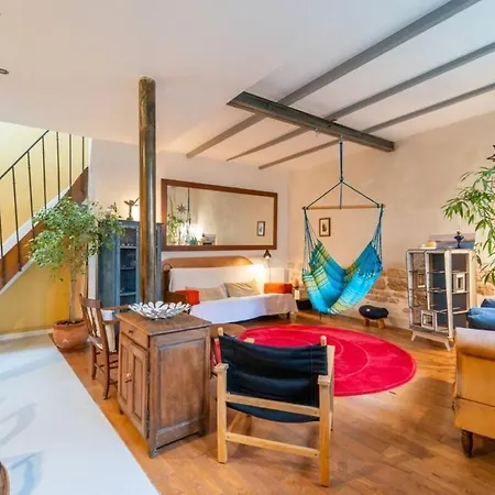 Atypical & Cozy - Heart Of 11th Arrondissement, Oberkampf Paris